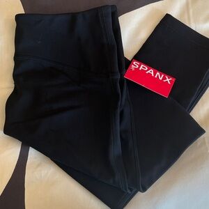 SPANX Classic Black Leggings NWT